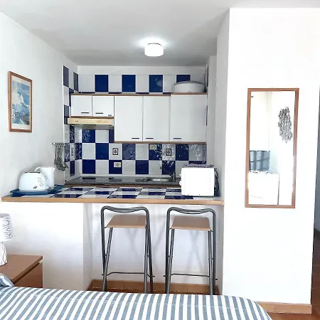 Апартаменты Garden Heated Pool, Near Beach, Costa Adeje